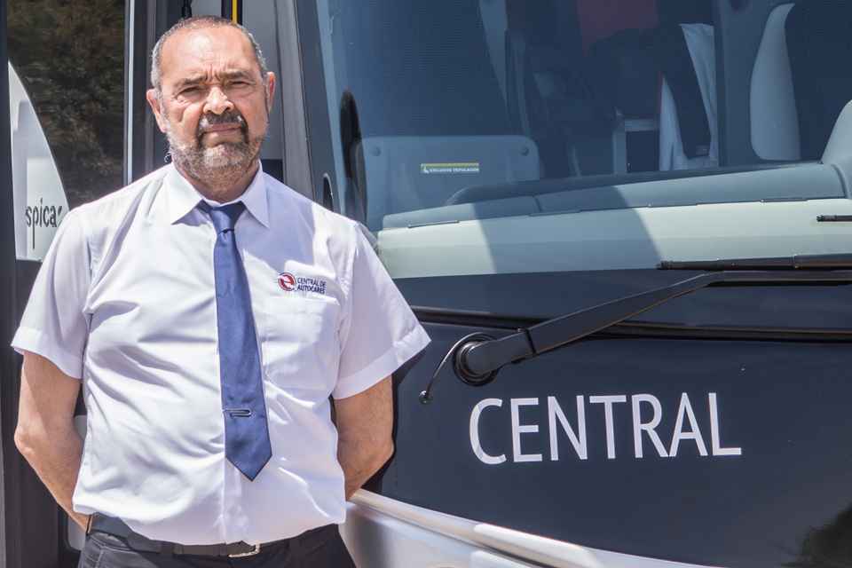 central-autocares-menorca-buses-in-minorca